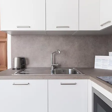 Italianway - Barberini Elegantia Apartament *