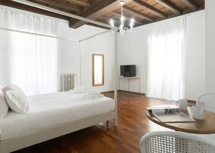 Apartamento Italianway Collection - Barberini Elegantia