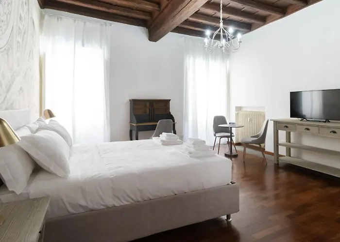 Italianway Collection - Barberini Elegantia Apartamento *