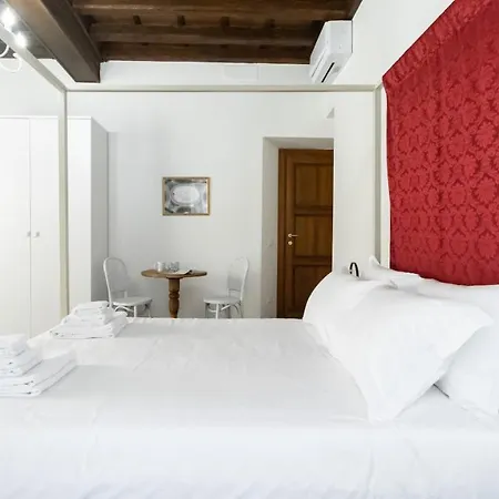 Italianway - Barberini Elegantia Apartment