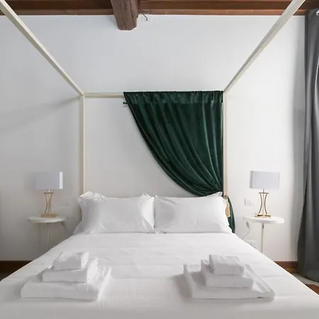 Italianway - Barberini Elegantia * Rome